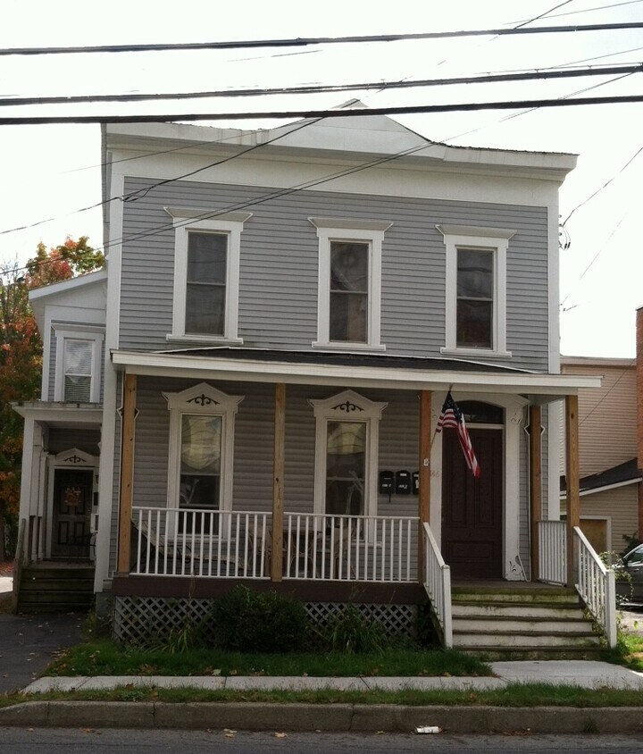 Primary Photo - 146 Washington St