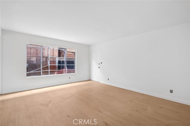 Building Photo - 1512 Buena Vista