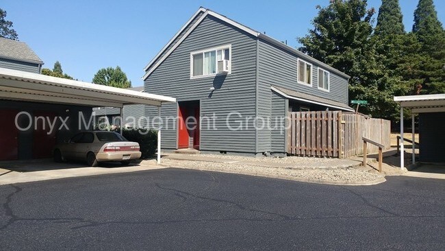 Foto del edificio - 4487 SW Stoddard Dr