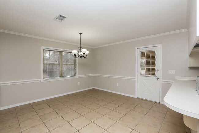 Foto del edificio - 353 Durham Ct