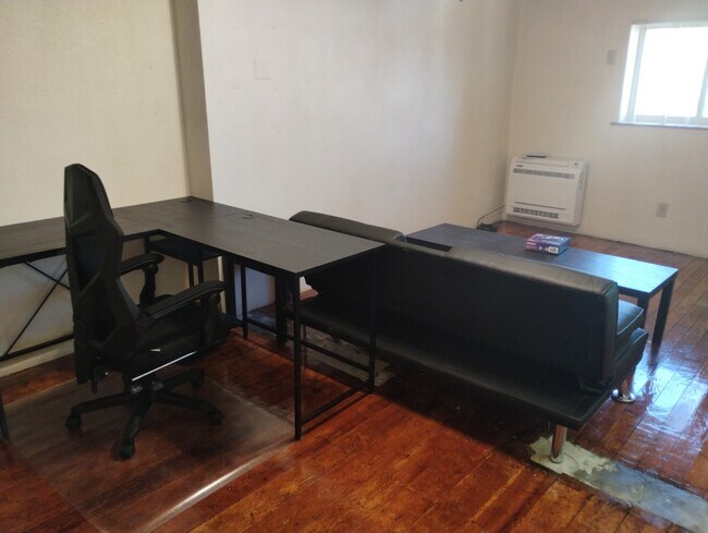 Foto del edificio - 309 Hilltop St