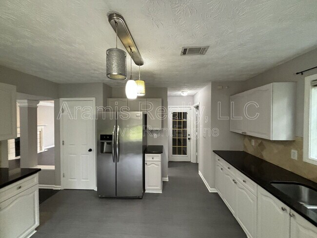 Building Photo - 2251 Mainsail Ct