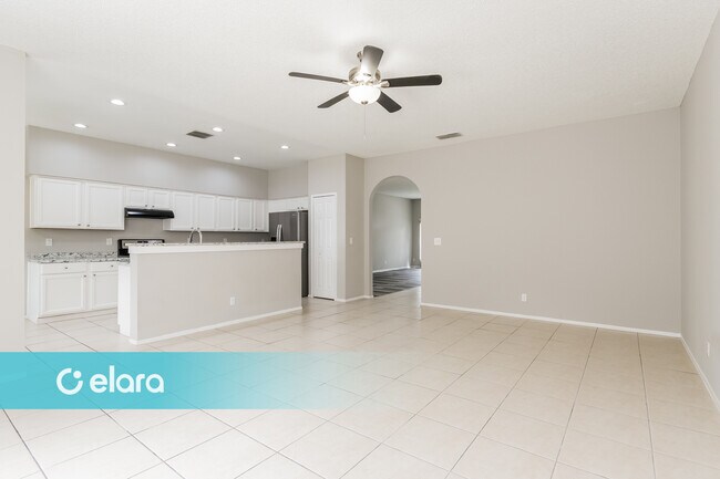 Building Photo - 77 Knights Hollow Dr
