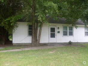 Building Photo - 1245 Davis St
