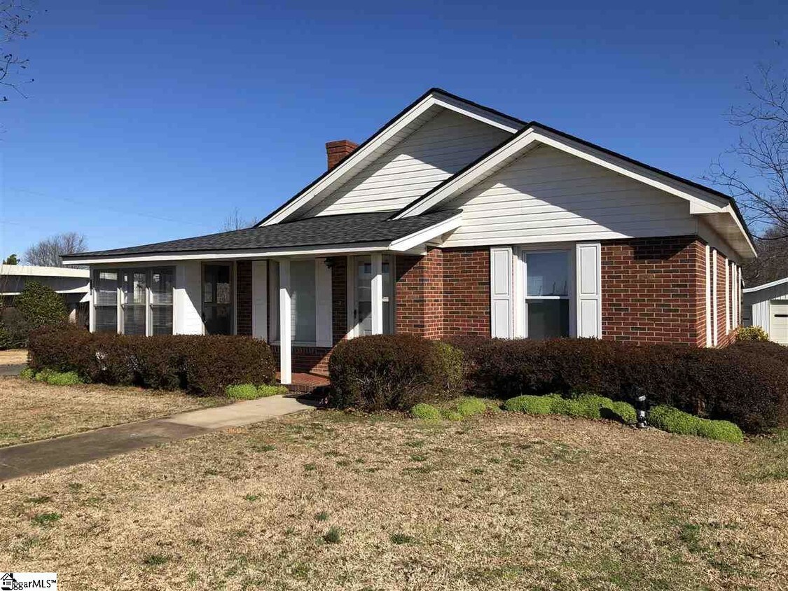 Foto principal - 101 Liberty Hill Rd
