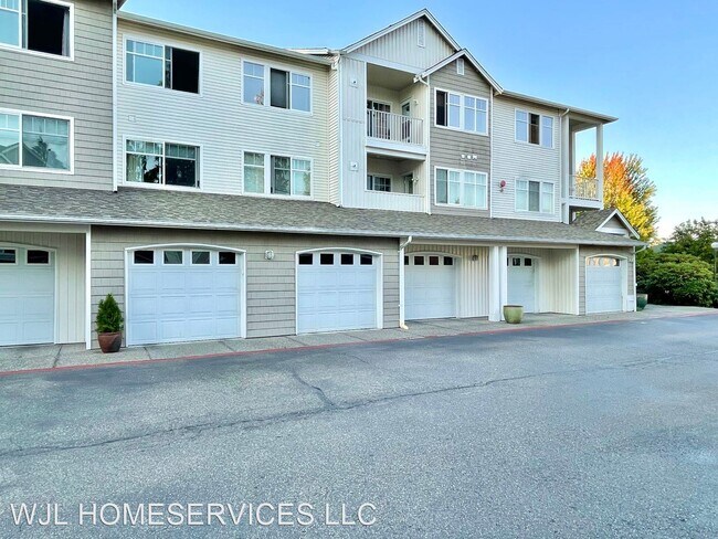 Building Photo - 3 br, 2 bath House - 14714 Admiralty Wy Un...