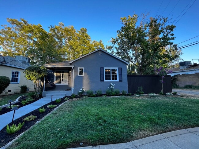 Photo - 1909 39th St House