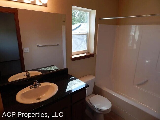 Foto del edificio - 3 br, 2.5 bath House - 1974 Somerset St
