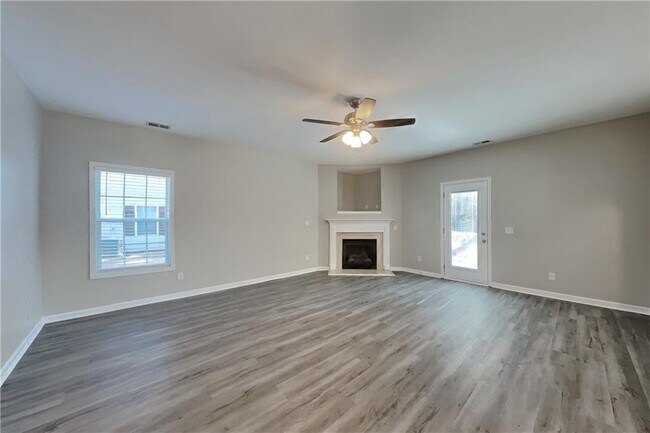 Foto del edificio - 4015 Brightmore Dr