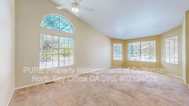 Foto del edificio - 200 Dartmouth Way