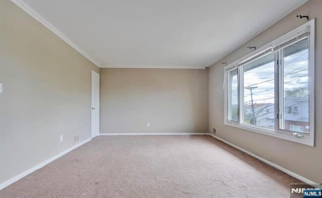 Building Photo - 376 Harrison Ave