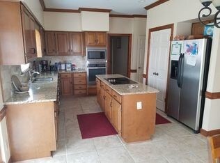 Building Photo - 2213 Old Mill Ct