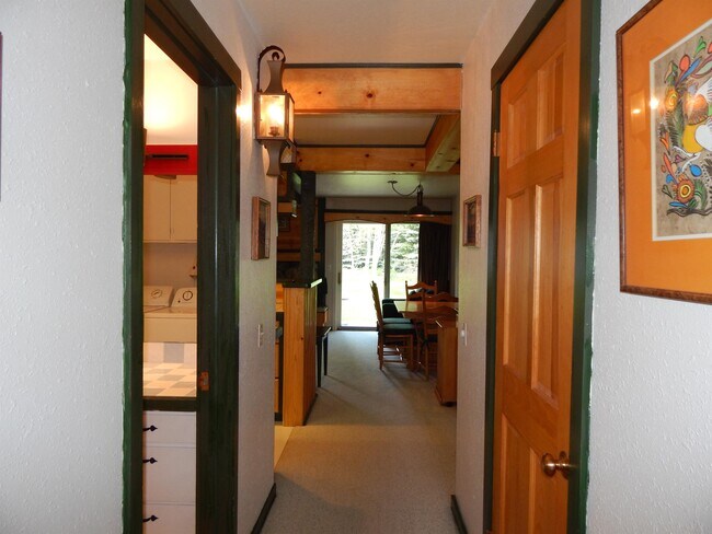 Building Photo - 3685 Teton Dr