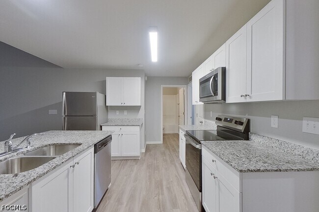 Building Photo - 9113 Aegean Cir