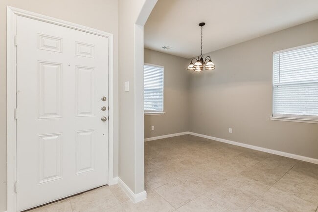 Building Photo - 6152 Obsidian Creek Dr