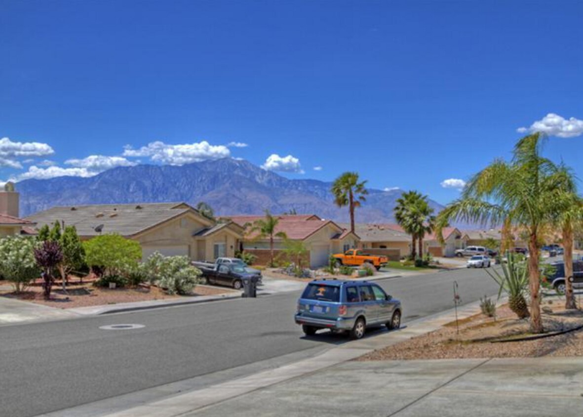 Foto del edificio - AVAILABLE NOW - 3bd/2ba, 1895 Sq. Ft. Single Family Home