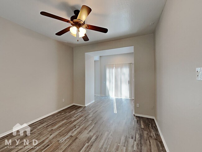 Building Photo - 2507 N 148th Dr