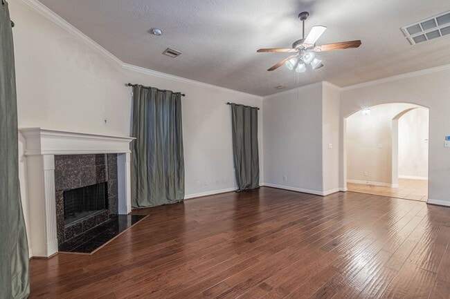 Foto del edificio - 10623 Wallingford Pl
