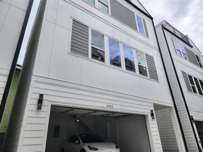 Foto del edificio - 3411 St Emanuel St