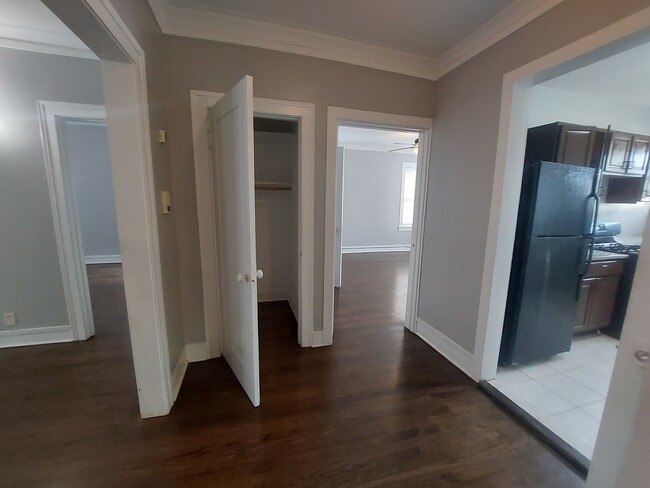 Foto del edificio - 3112 W 64th St