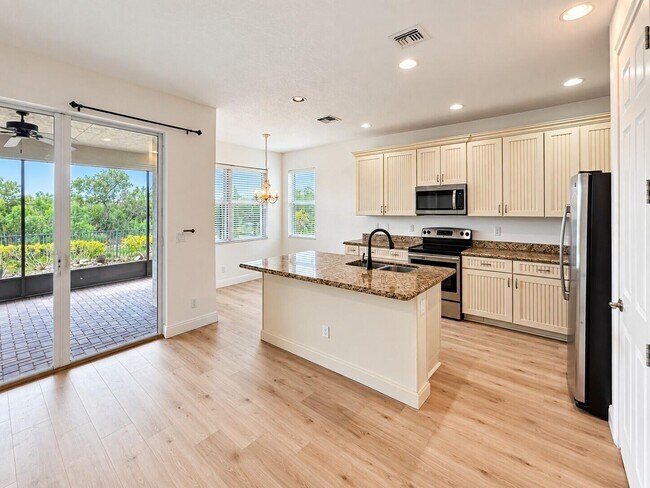 Building Photo - 12170 SW Bennington Cir