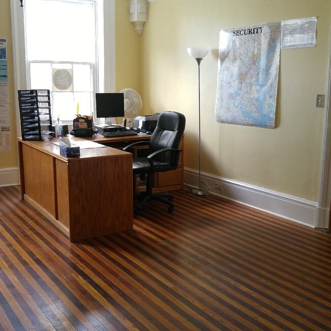 Foto del edificio - 41 N Court St