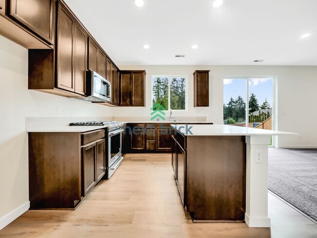 Foto del edificio - 3 Bed and 2.5 Bath Single-family Home Avai...
