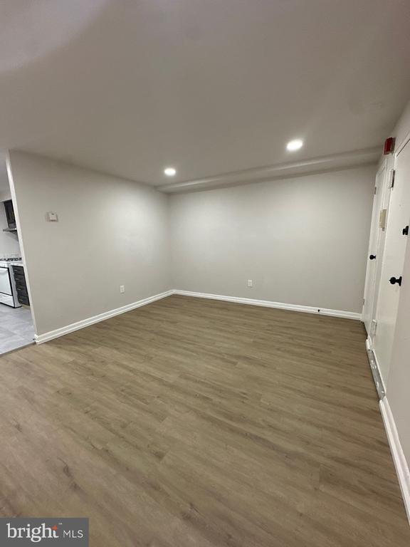 Foto del edificio - 4601 Blakiston St