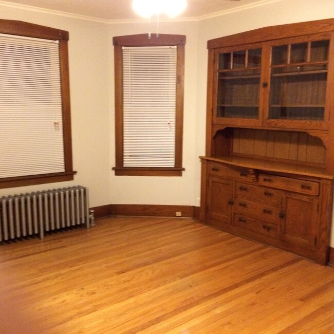 5717 Dempster St, Morton Grove, IL 60053 Apartments Morton Grove, IL