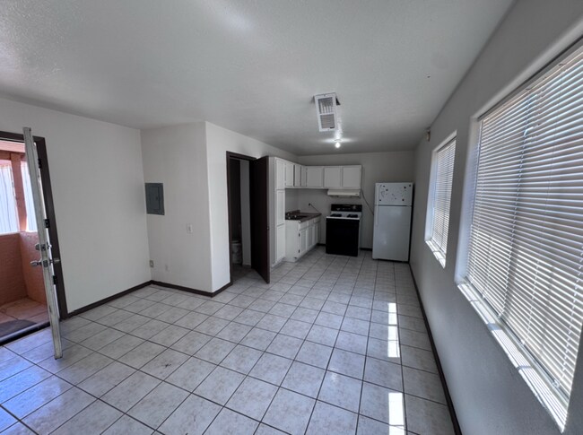 Foto del edificio - 240 Wheeler Ave SE