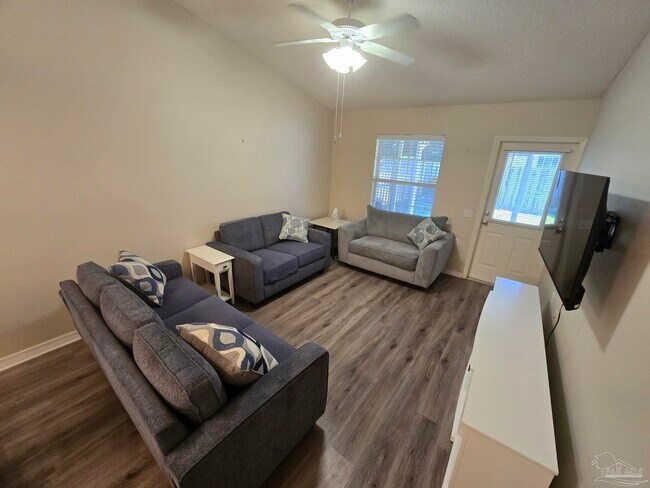 Foto del edificio - 9783 Cobblebrook Dr