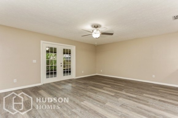 Foto del edificio - NOW AVAILABLE! 715 Millifold Pl, Brandon, ...