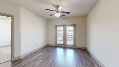 Interior Photo - Villaggio