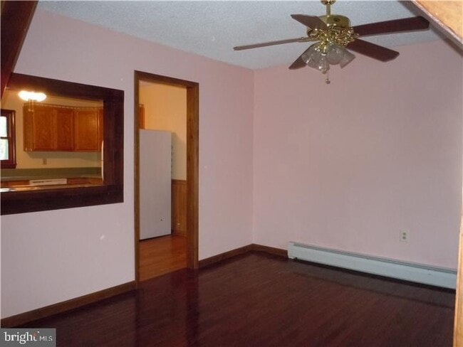 Foto del edificio - 742 Cherry Ave