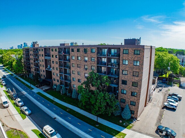 Interior Photo - Tree Tops Apartments