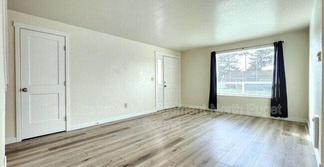 Building Photo - 2032 Chestnut St