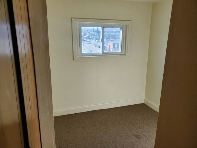 Foto del edificio - 2 br, 1 bath House - 36 S. 3RD STREET