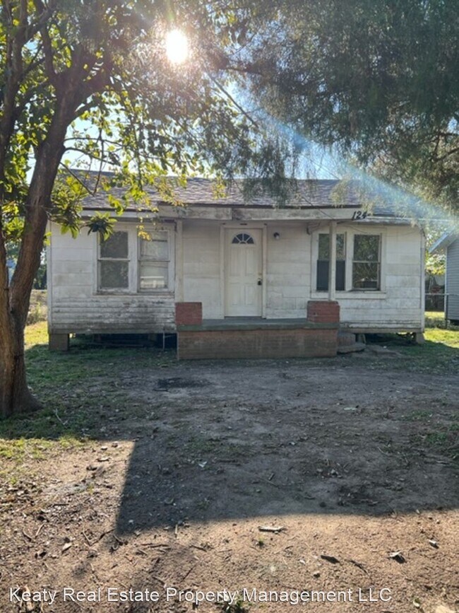 Foto del edificio - 3 br, 1 bath House - 124 Refinery Street