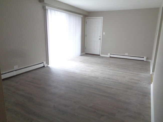 Foto del edificio - 7323 W 79th St