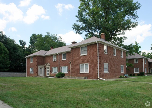 Building Photo - 4095-4101 Indianola Ave