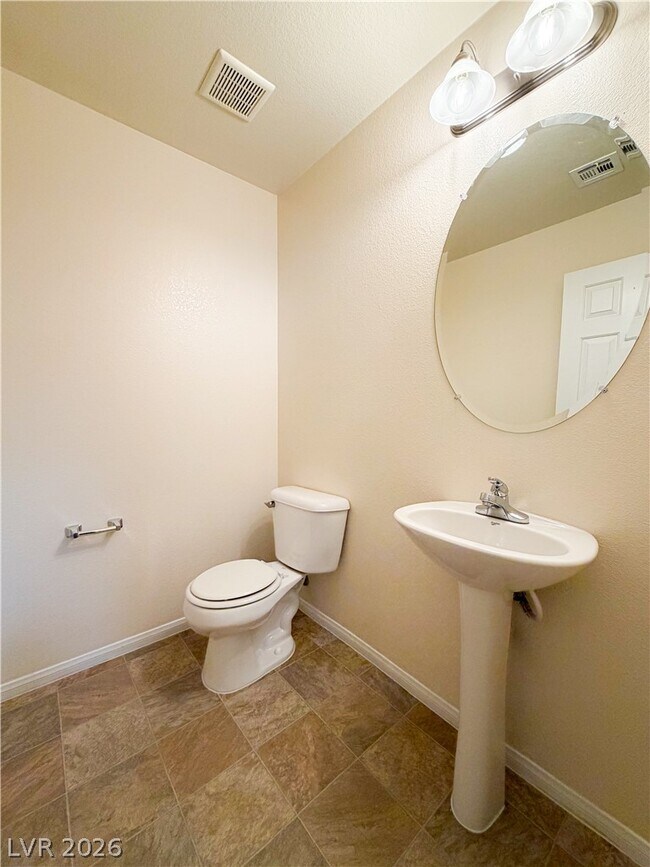 Foto del edificio - 9031 Spring Star Ct