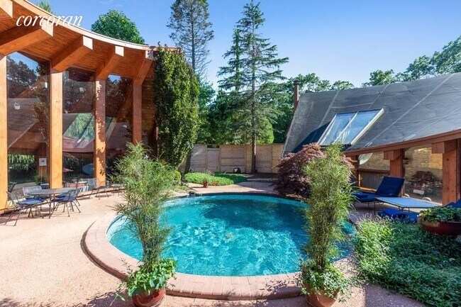 Building Photo - 26 Deep 6 Dr