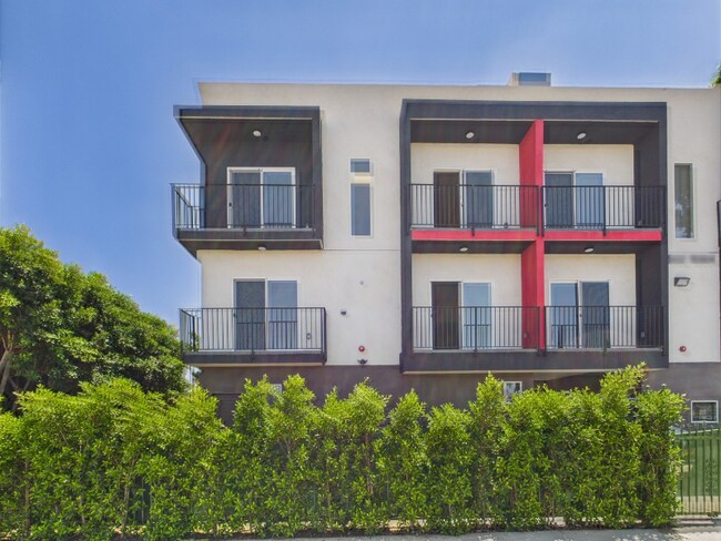 Foto del edificio - 15502 Chase St