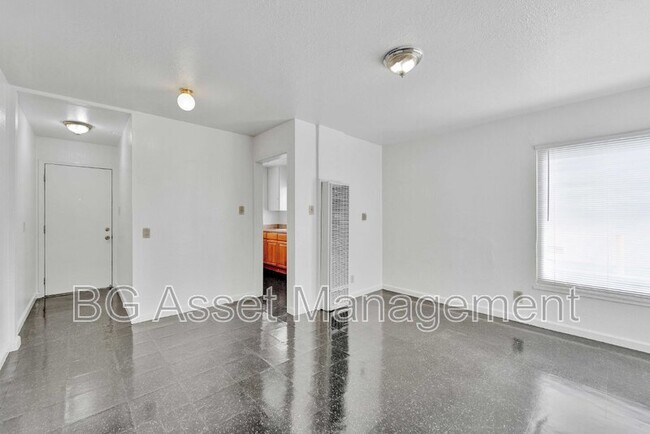 Building Photo - 146 Marina Way