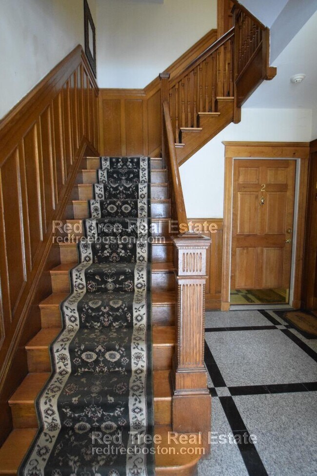Foto del edificio - 191 Winthrop Rd