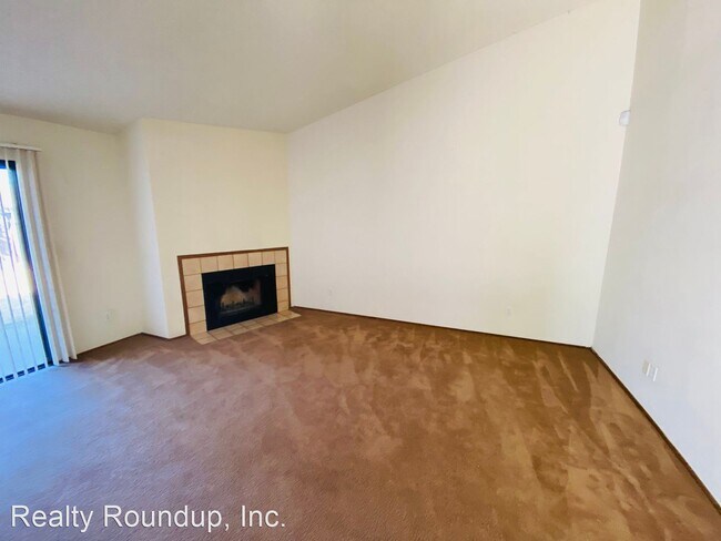 Foto del edificio - 2 br, 2 bath House - 9403 Aizenberg Cir