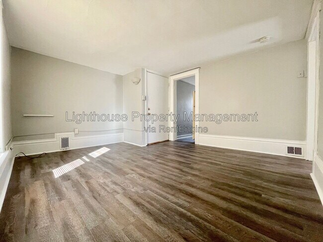 Foto del edificio - 615 Prospect Ave NE