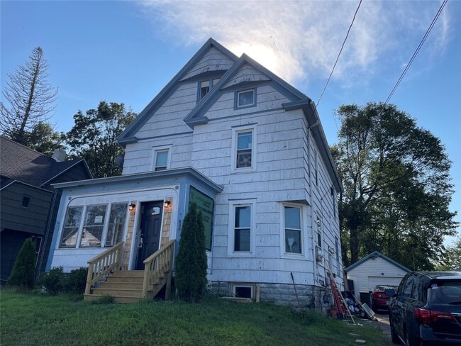 Building Photo - 639 Chenango St