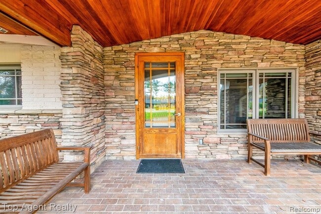 Foto del edificio - 5760 Snowshoe Cir