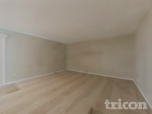 Building Photo - 2179 S Uravan St